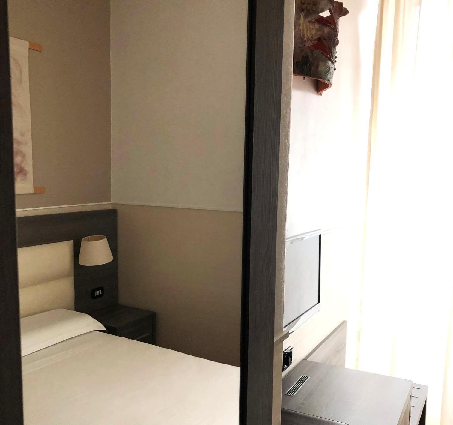 Hotel Aphrodite Rome Bagian luar foto